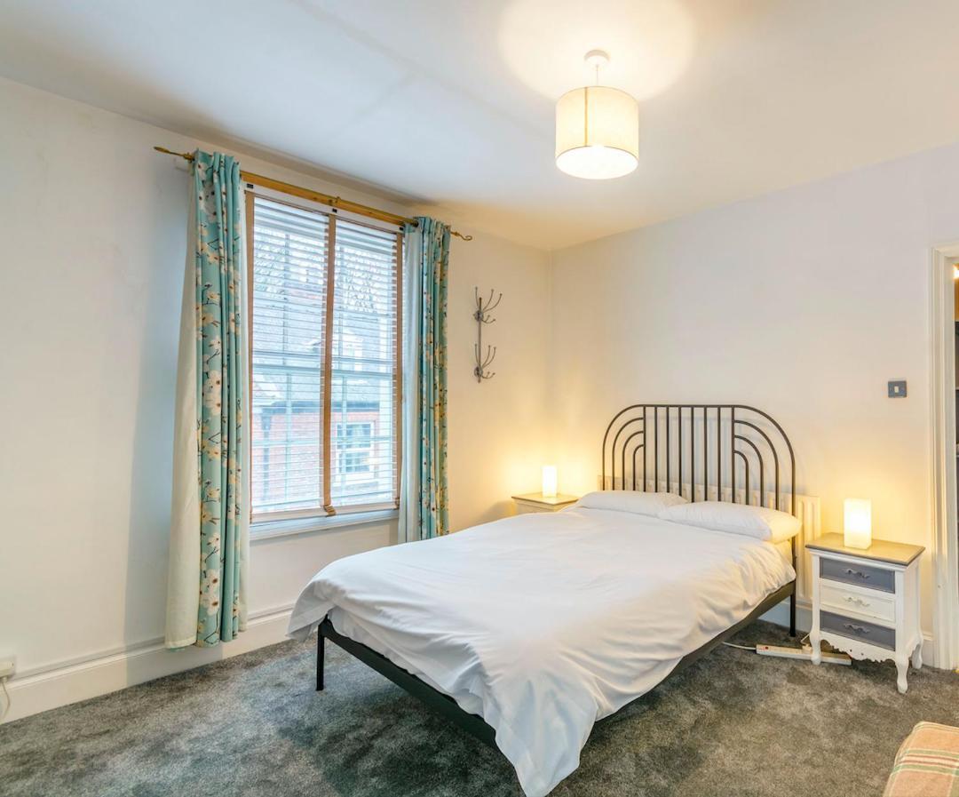 Minster Hub - 2 Min Walk 2 Minster! Guest house 3*